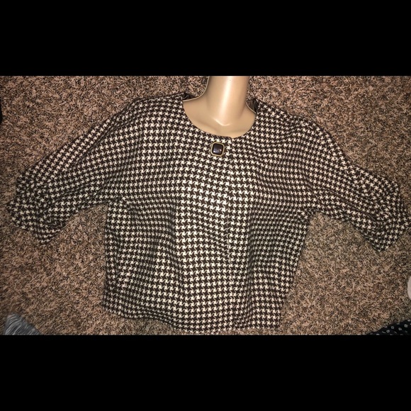 VTG | FOCUS 2000 | 3/4 SLEEVE TWEEDT BLAZER |
| SIZE:6 | - Picture 4 of 15